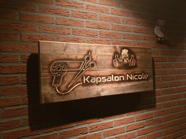 Openingstijden Kapsalon Nicole
